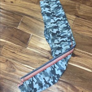 NWOT Spiritual Gangster camo/ sparkle rainbow